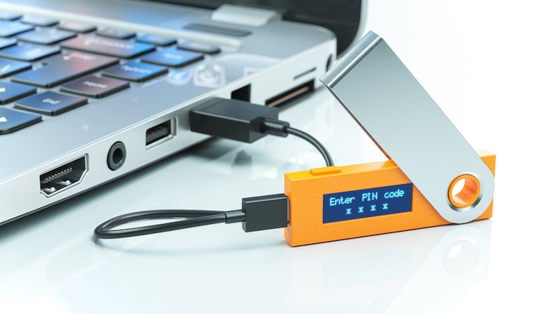 Cryptocurrency_Hard_Wallet_Storage