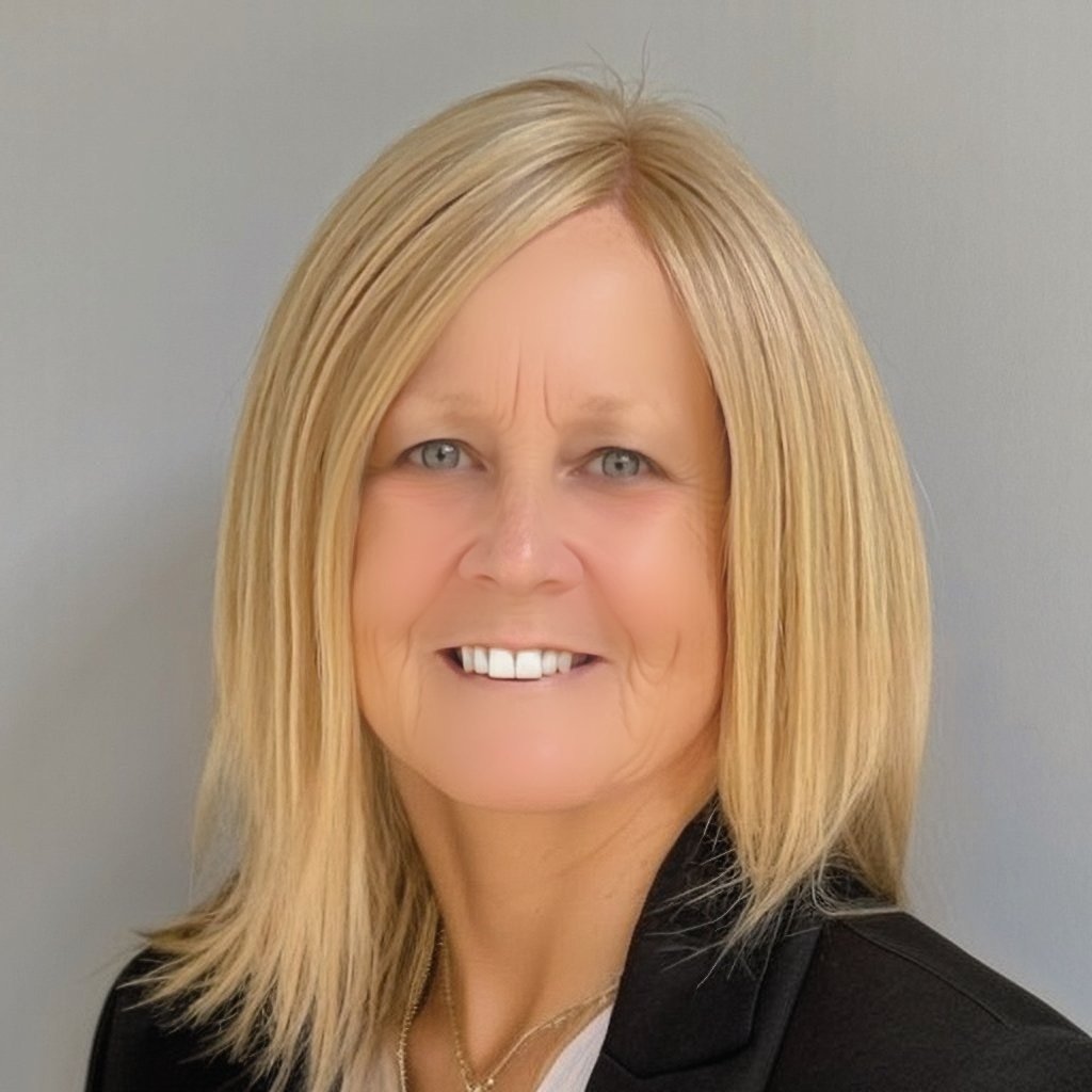 Cyndi McIntyre Director of Sales